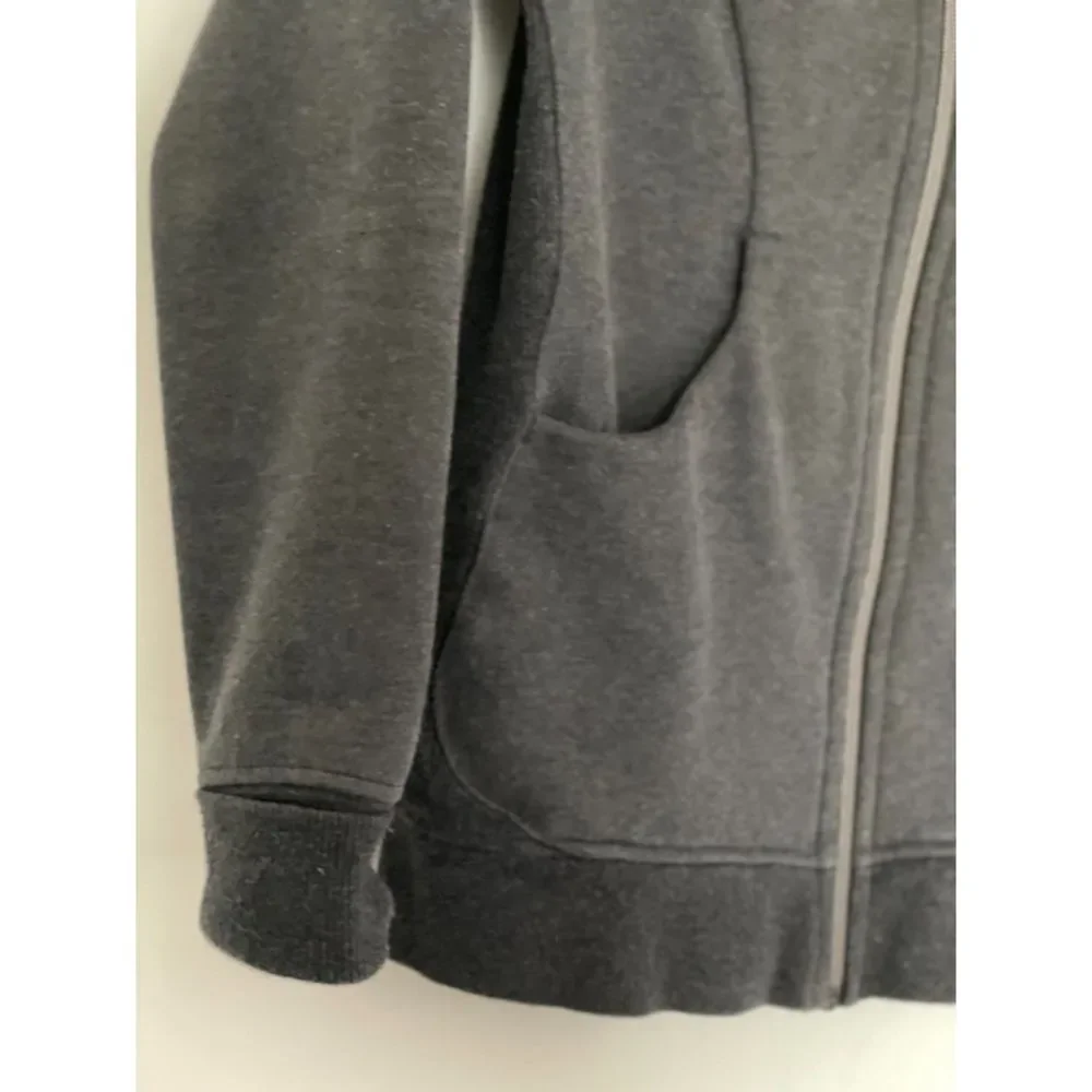 Lululemon Full Zip Jacket Size 6 could fit XS-Small  Gray Active L10